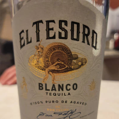 El Tesoro Blanco Tequila